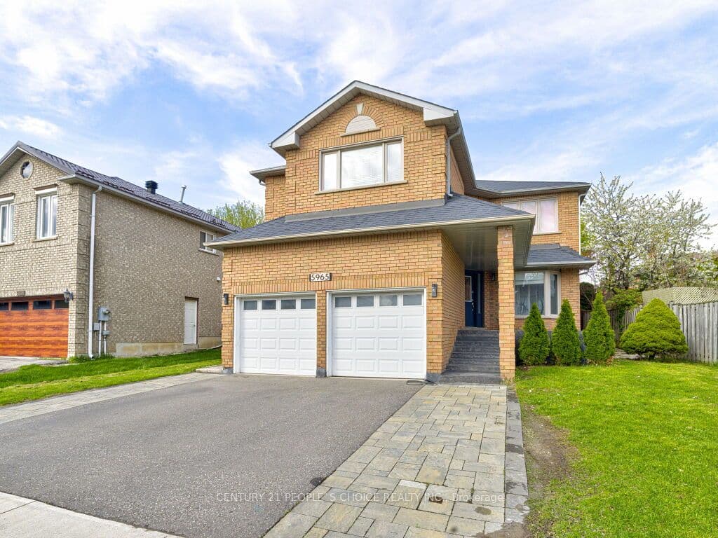 5965 River Grove Avenue, Mississauga, ON L5M 4Z8