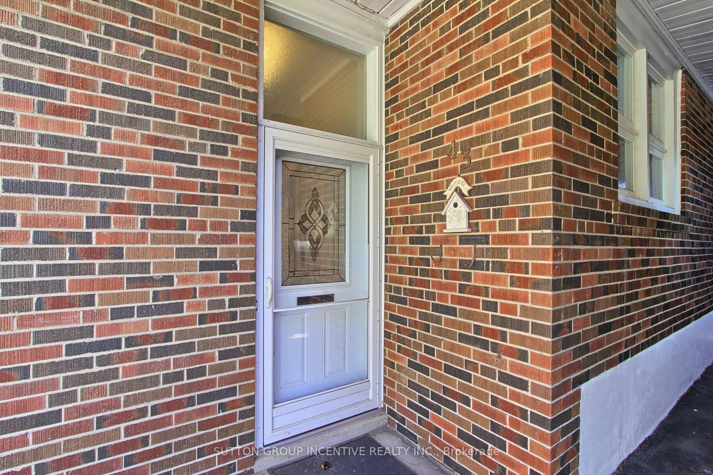 43 Sussex Avenue, Richmond Hill, ON L4C 2E5