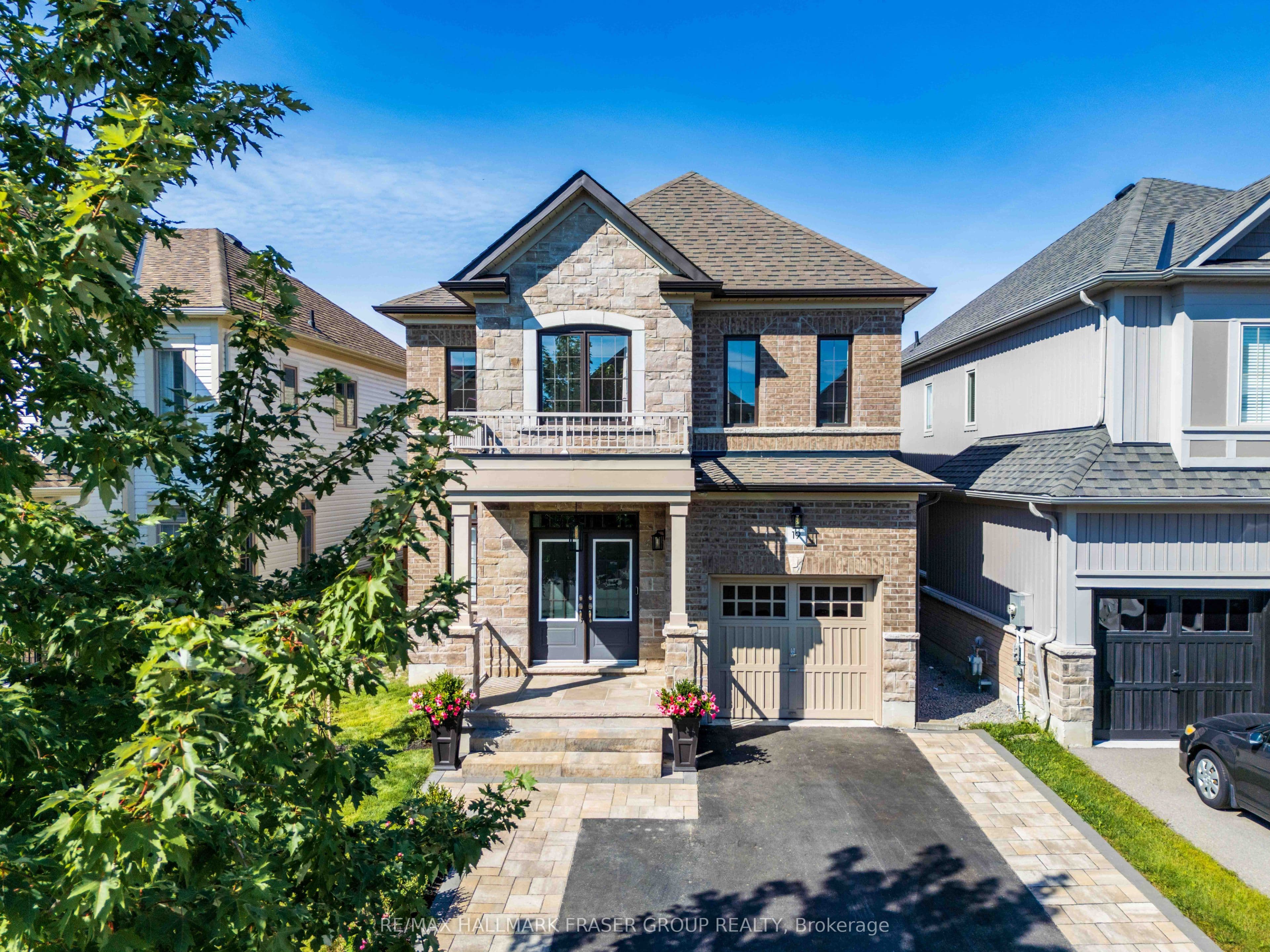 19 Crombie Street, Clarington, ON L1C 4A1