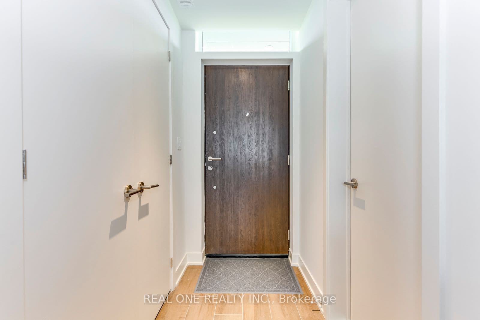 42 Sonic Way, Toronto, ON M3C 0P3