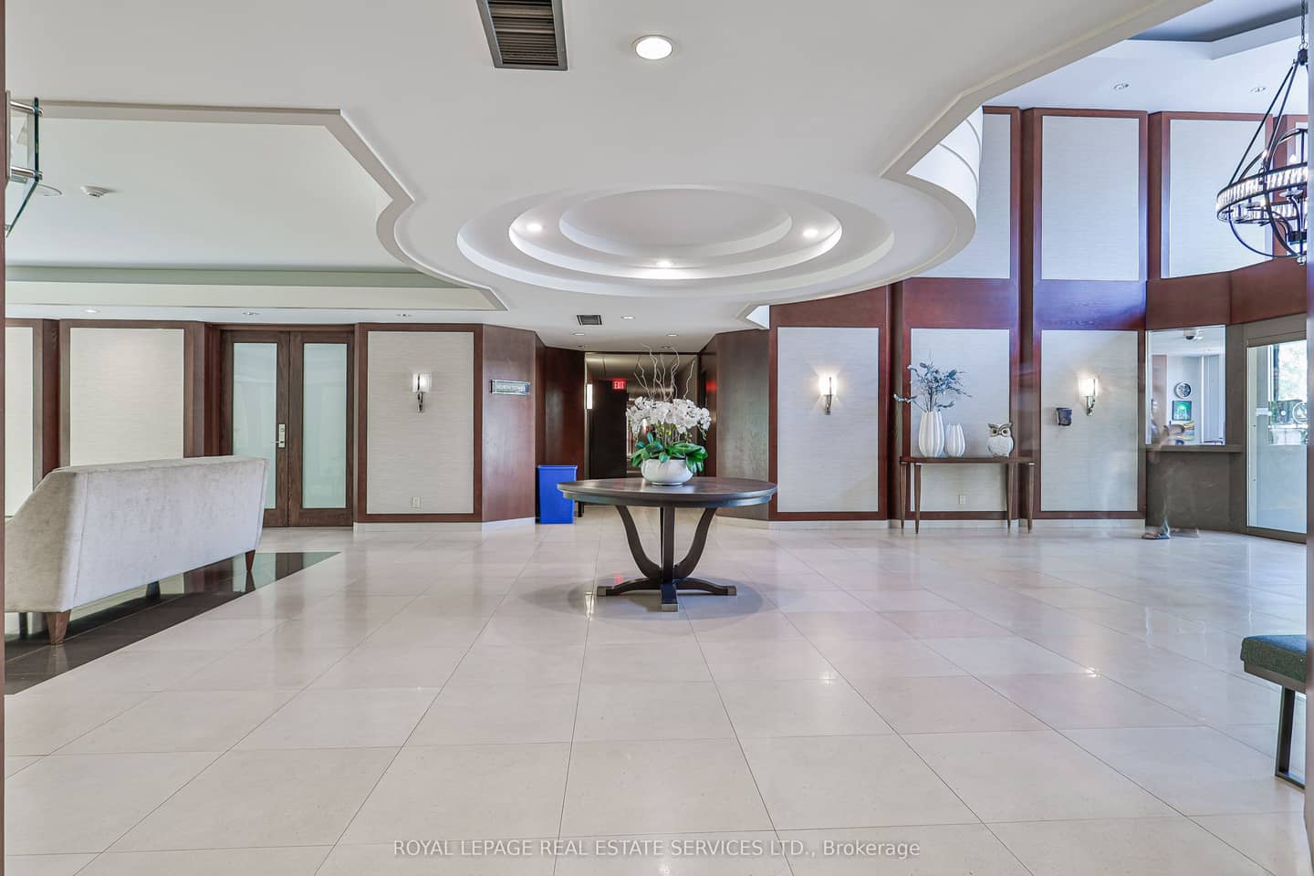 2267 Lake Shore Boulevard W 1304, Toronto, ON M8V 3X2