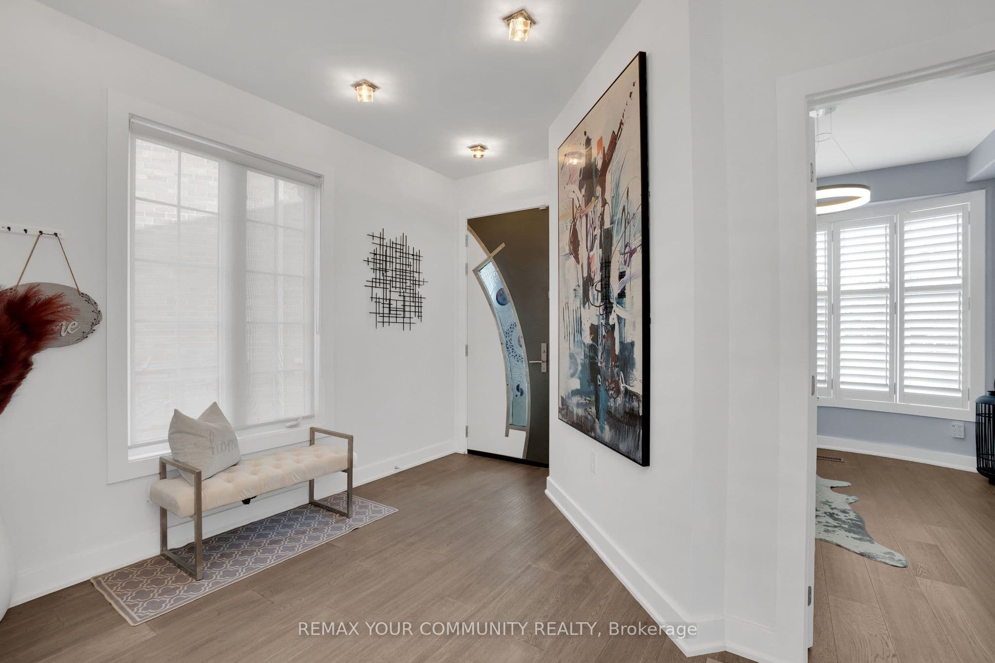 130 Santa Amato Crescent, Vaughan, ON L4J 0G1