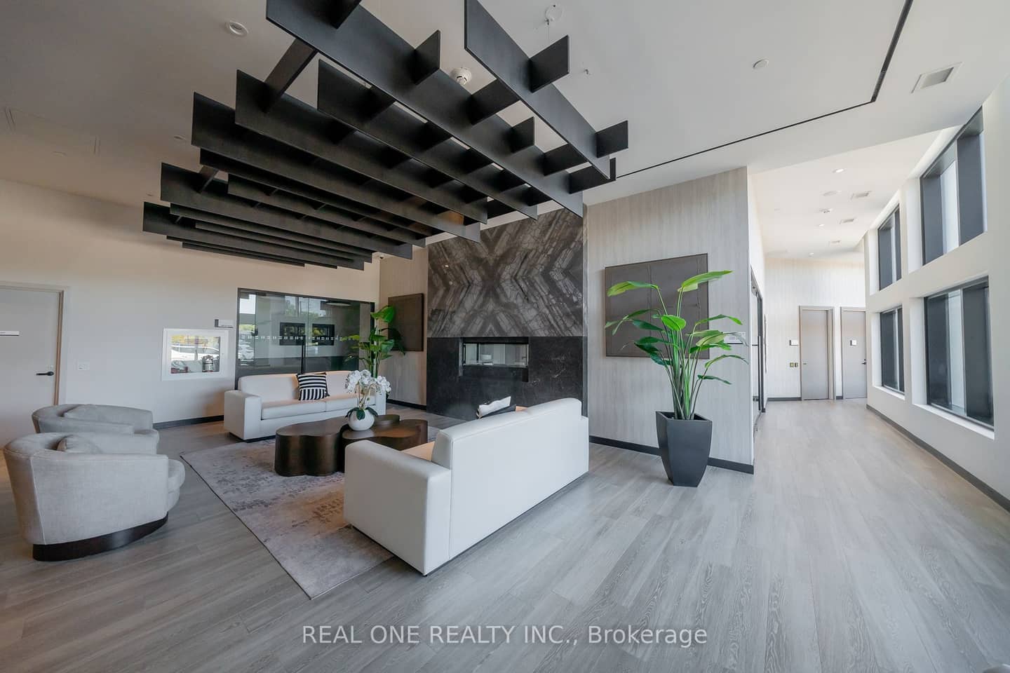 8010 Derry Road 801, Milton, ON L9T 9N3