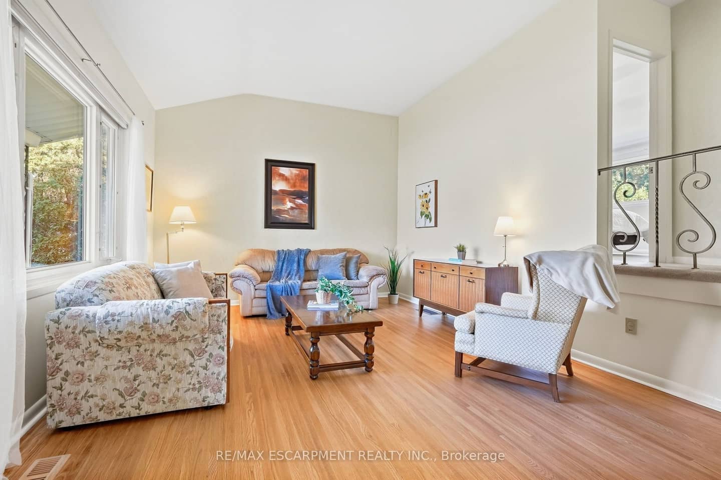 1267 Dunbar Road, Burlington, ON L7P 2K1