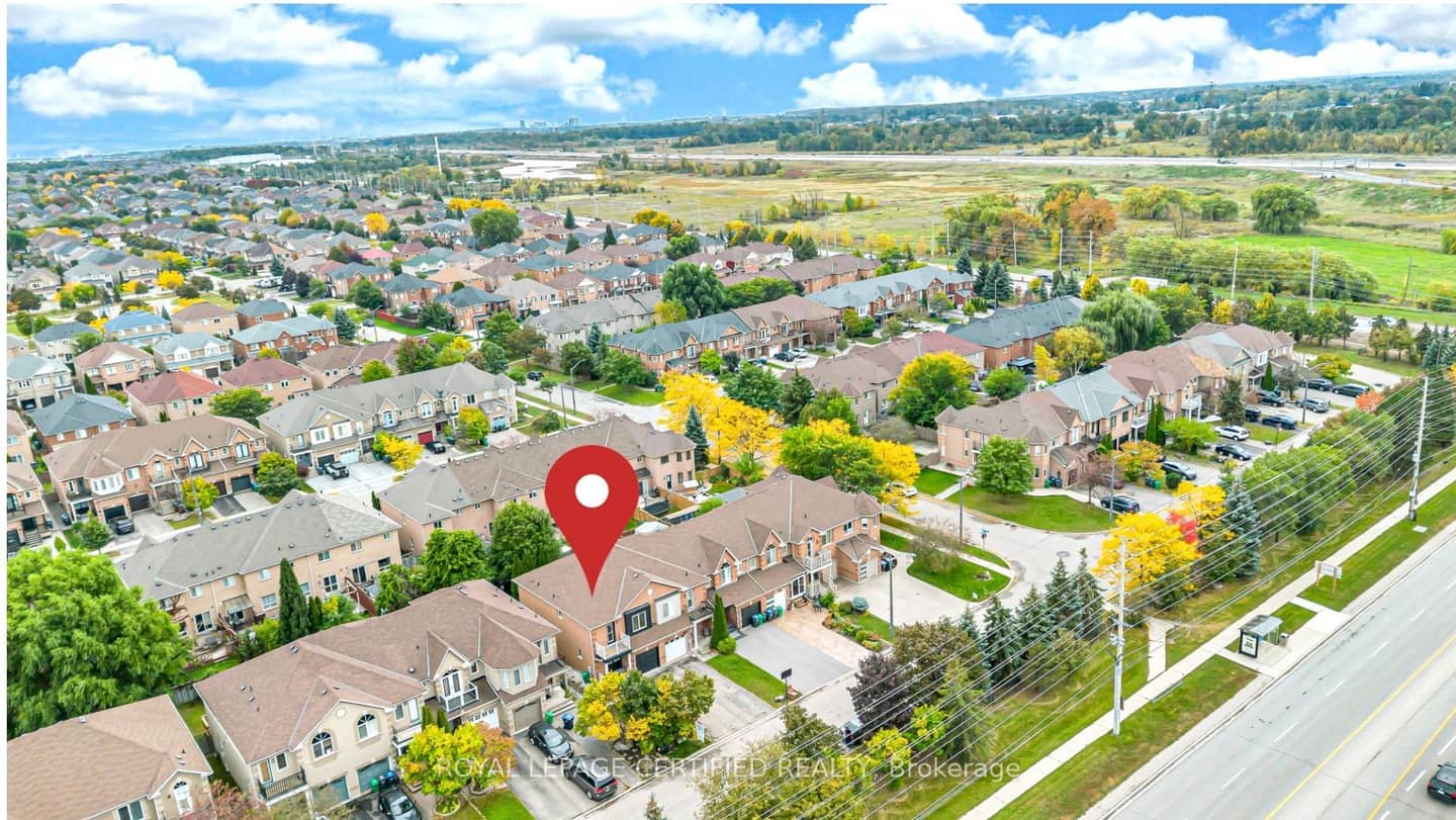 3864 Coachman Circle, Mississauga, ON L5M 6R4