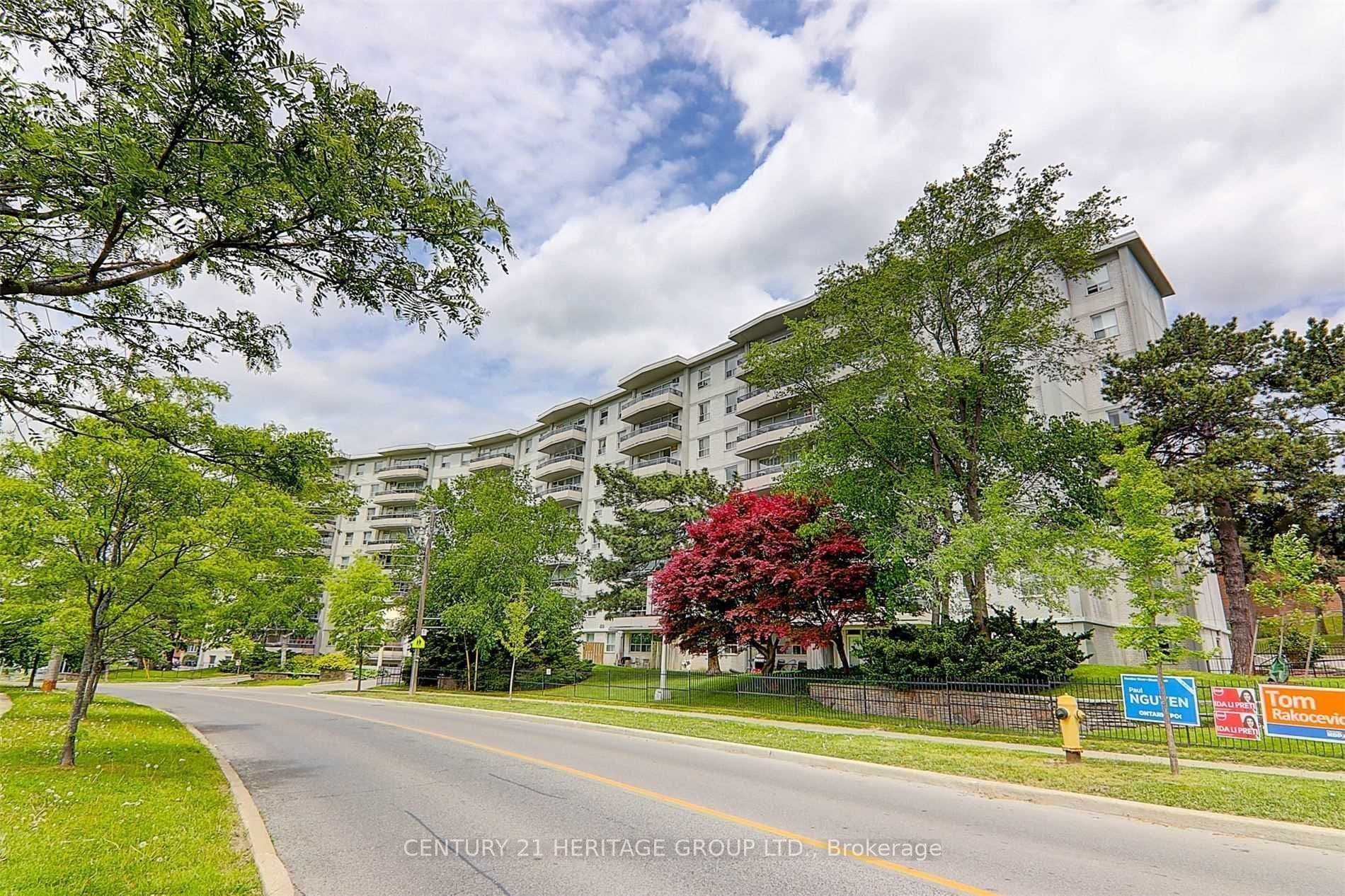 80 Grandravine Drive 411, Toronto, ON M3J 1B2