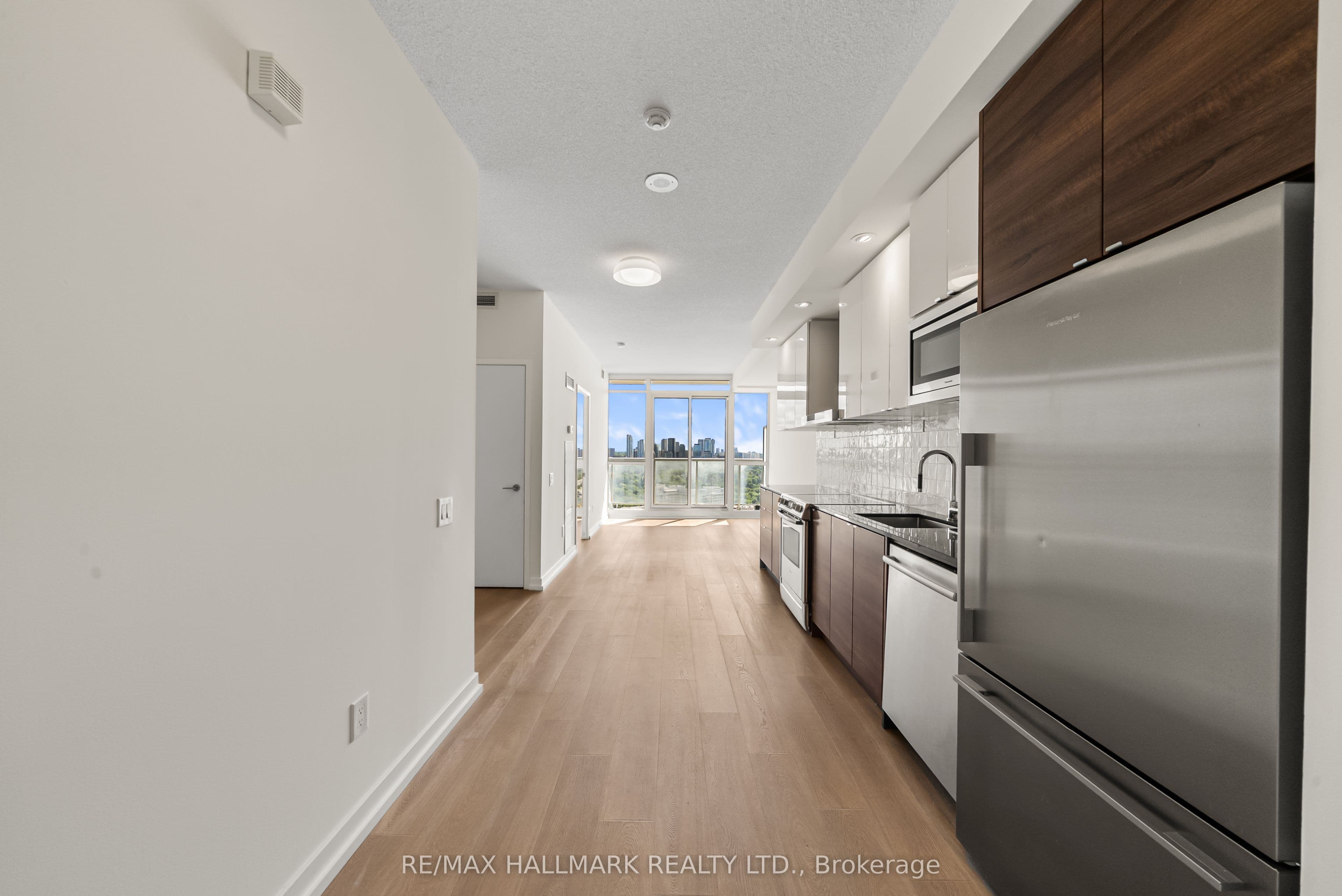 121 McMahon Drive 3102, Toronto, ON M2K 0C2