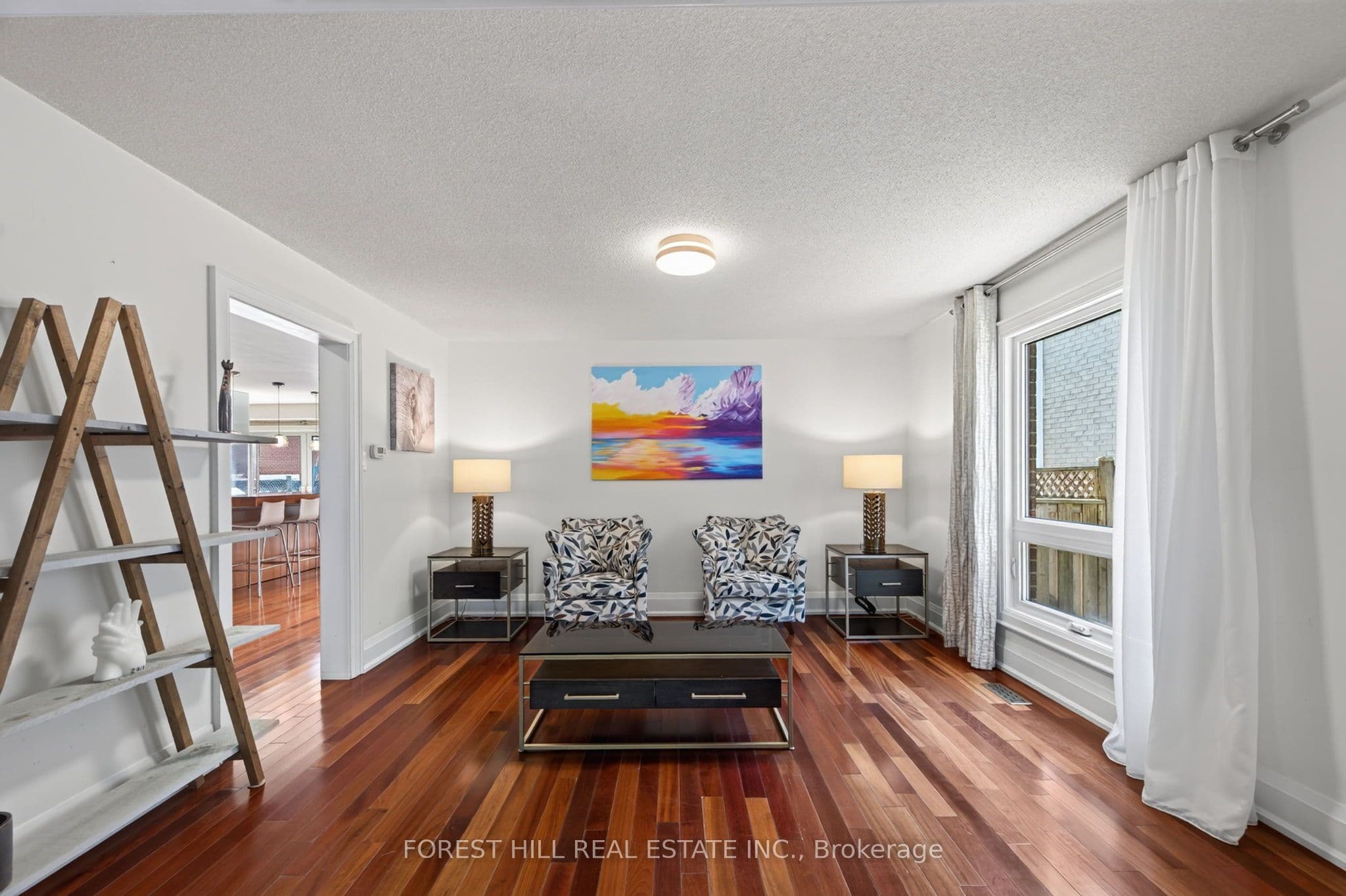 38 Crystal Drive, Richmond Hill, ON L4C 7Y4