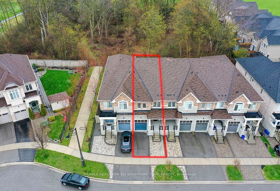 96 Port Arthur Crescent, Richmond Hill, ON L4E 0Z9