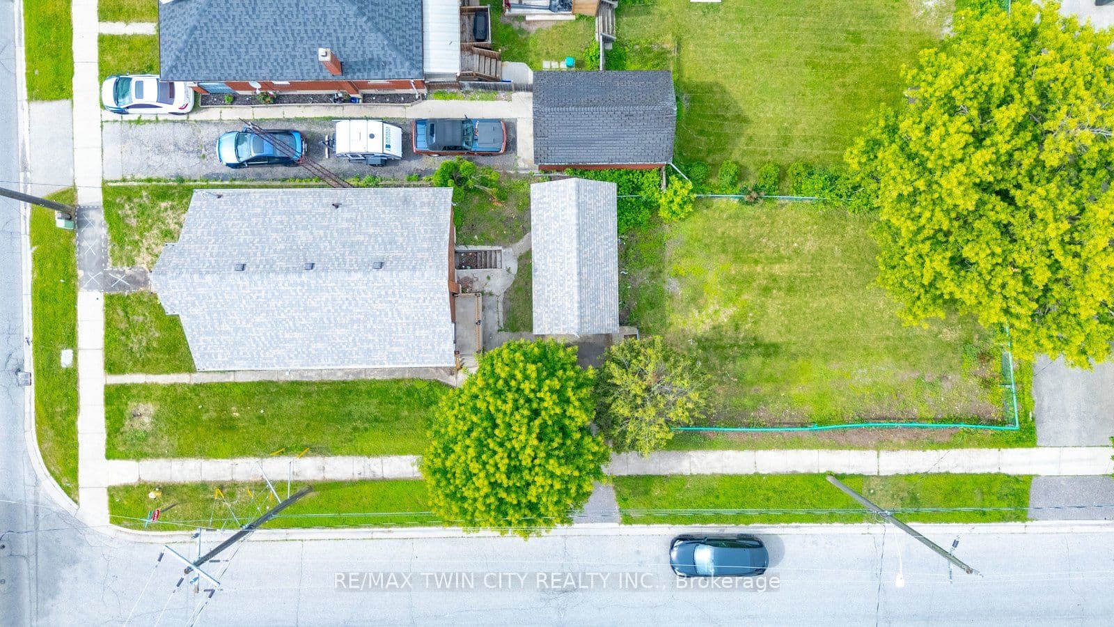 249 Clarence Street, Brantford, ON N3R 3T6