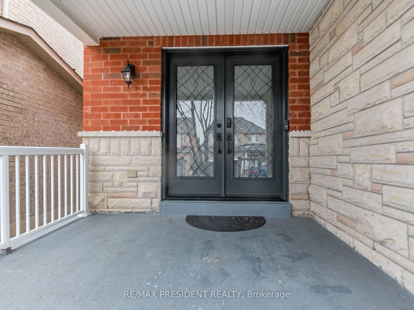 8 River Heights Drive, Brampton, ON L6P 2M9