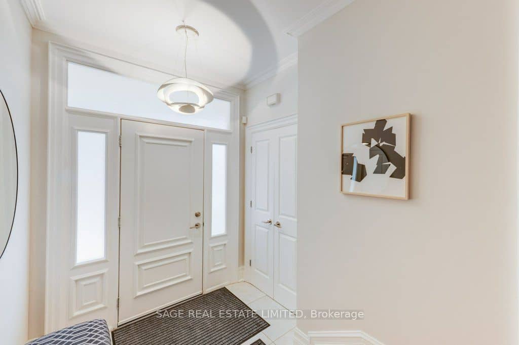 70 Heath Street E, Toronto, ON M4T 1S3