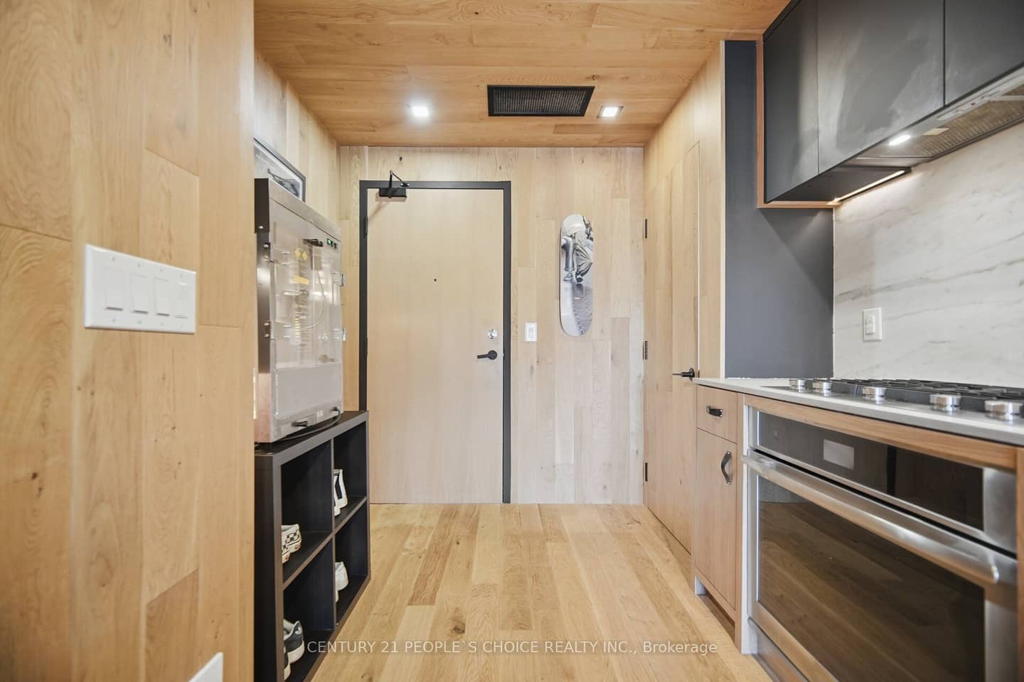 45 Dovercourt Road 9, Toronto, ON M6J 3C2