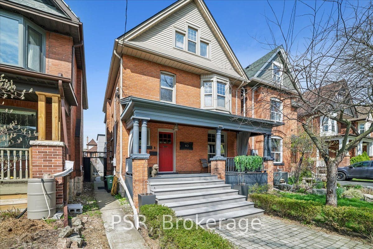 40 Stanley Avenue, Hamilton, ON L8P 2L1