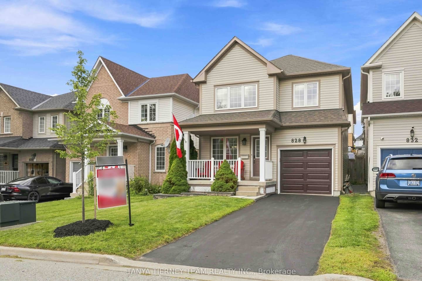 828 Taggart Crescent, Oshawa, ON L1K 0E5