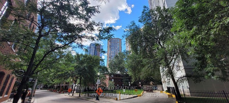 75 St Nicholas Street TH1, Toronto, ON M4Y 0A5