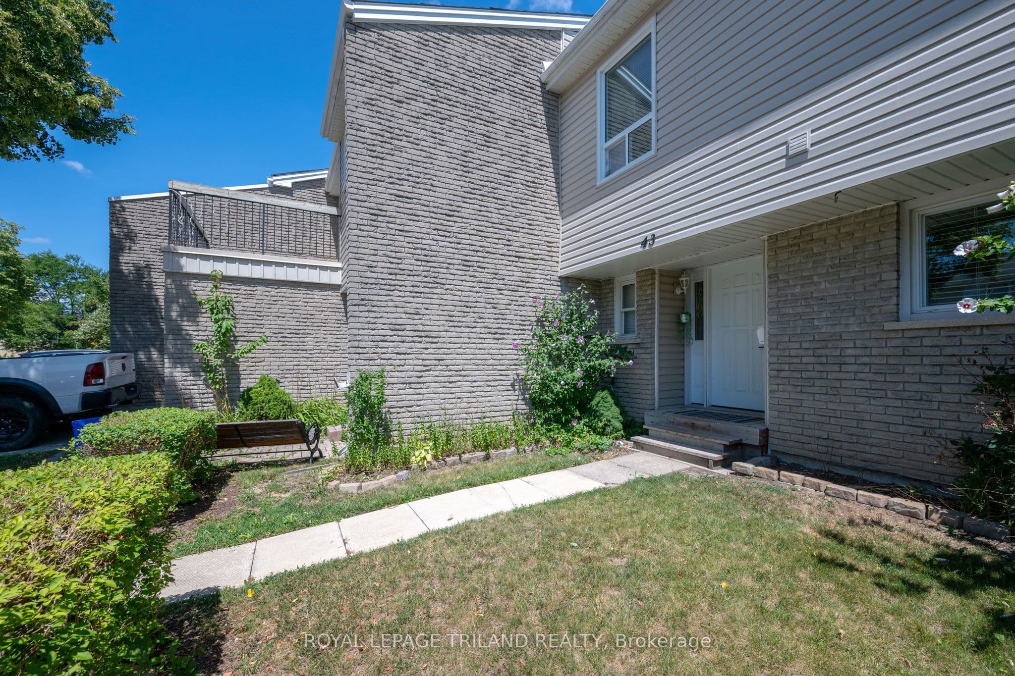 711 OSGOODE Drive 43, London South, ON N6E 2C8