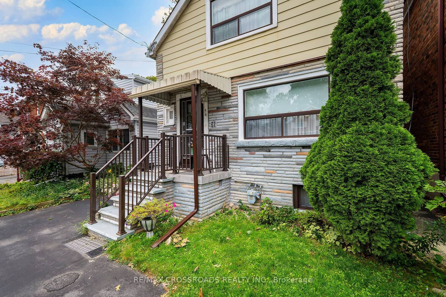 36 Mcdonald Avenue, Toronto, ON M1L 3Y8