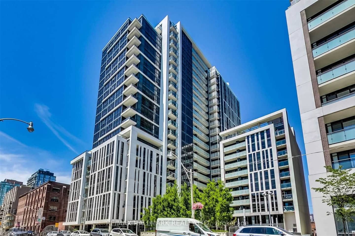 400 Adelaide Street E 206, Toronto, ON M5A 4S3