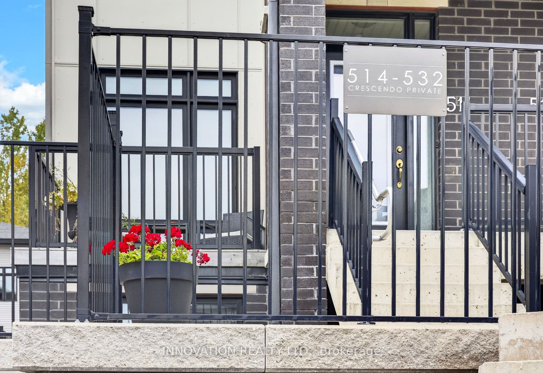 522 Crescendo Private 20, Blossom Park - Airport and Area, ON K1X 0E4