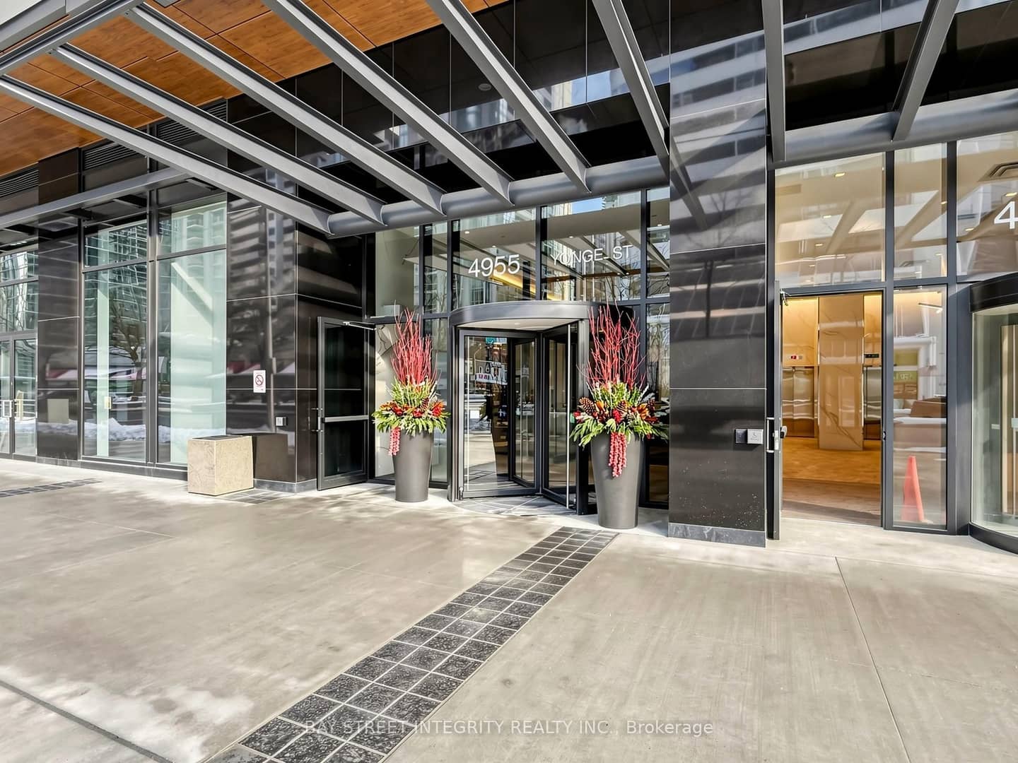 4955 Yonge Street 1616, Toronto, ON M2N 0L8