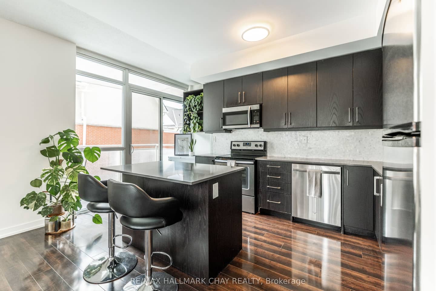 5150 Dundas Street, Toronto, ON M9A 1C3