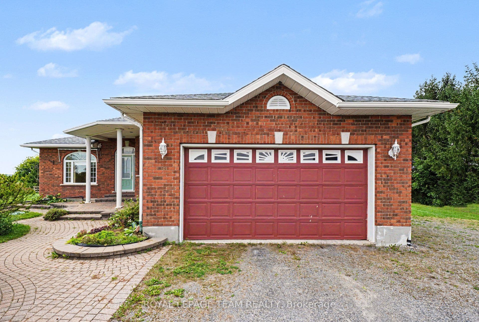 3282 County 16 Road, North Dundas, ON K0E 1W0