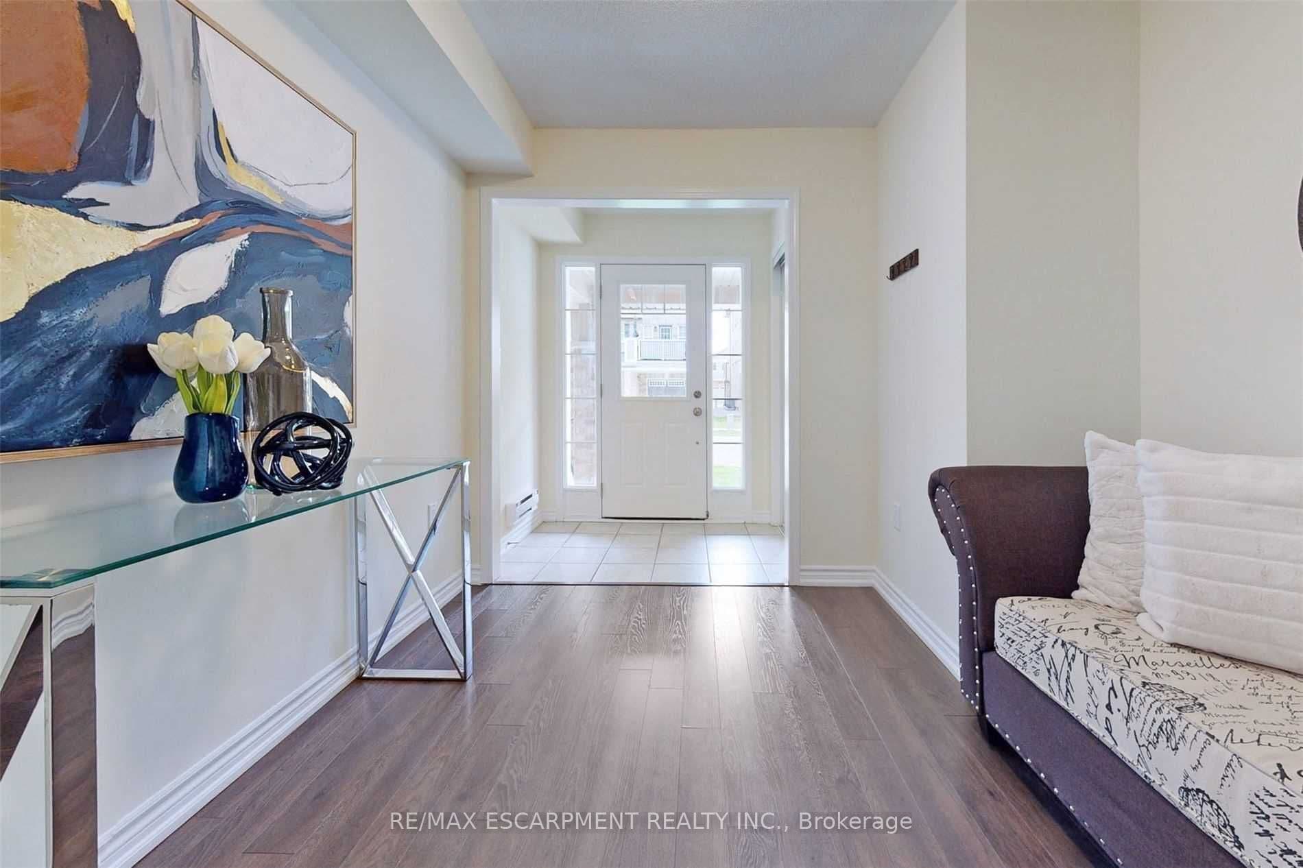 101 Lemieux Court, Milton, ON L9E 1E9