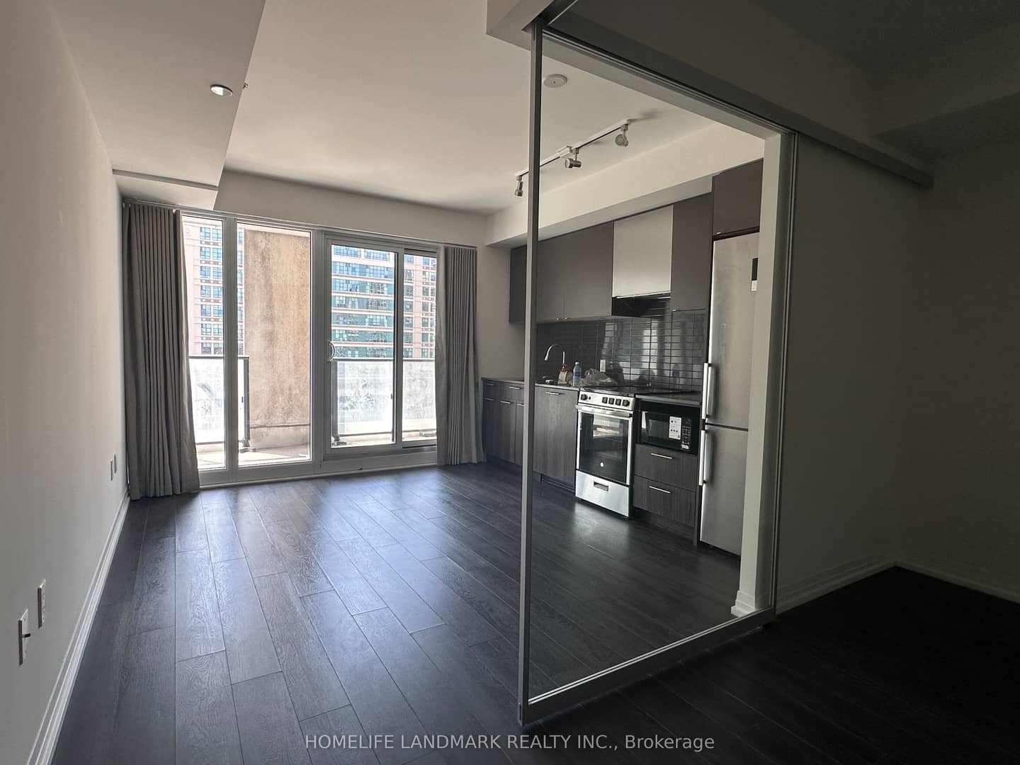251 Jarvis Street 734, Toronto, ON M5B 0C3