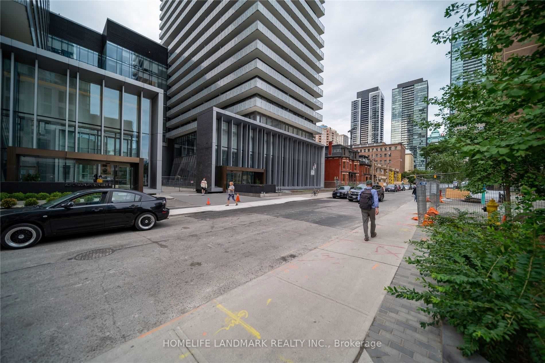 50 Charles Street E 3705, Toronto, ON M4Y 0C3