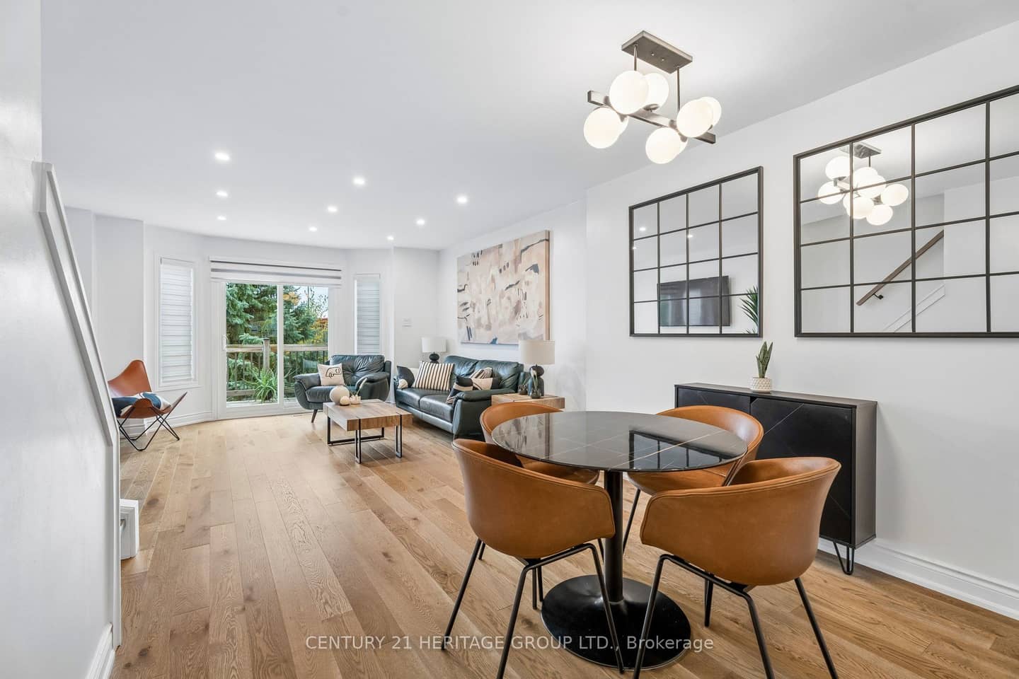 68 Brandy Lane Way, Newmarket, ON L3Y 8P7