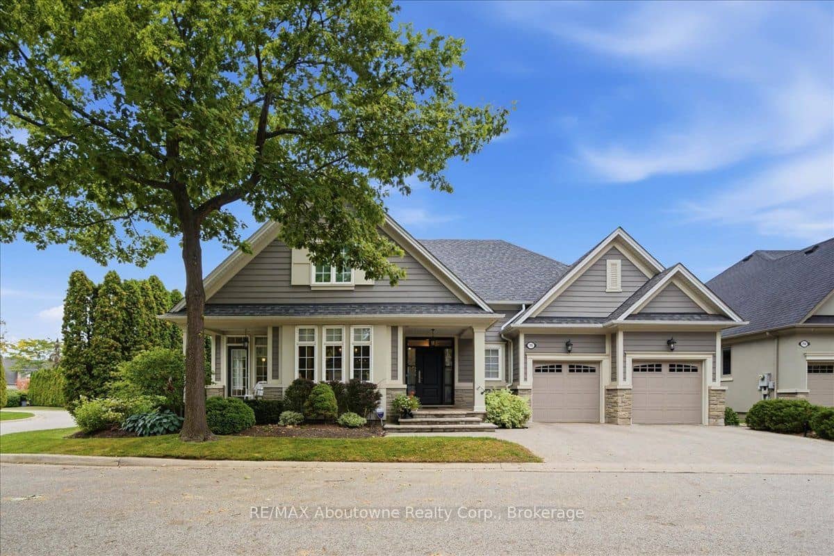 710 Hidden Grove Lane, Mississauga, ON L5H 4L2