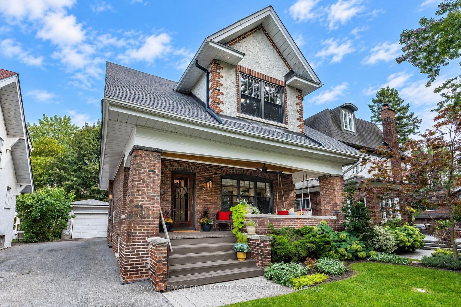 21 Eastbourne Crescent, Toronto, ON M8V 1W5
