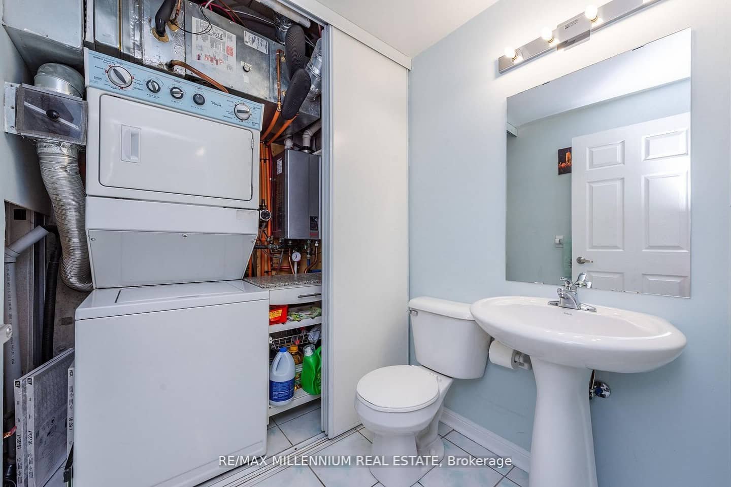 3045 Finch Avenue W 1034, Toronto, ON M9M 0A5