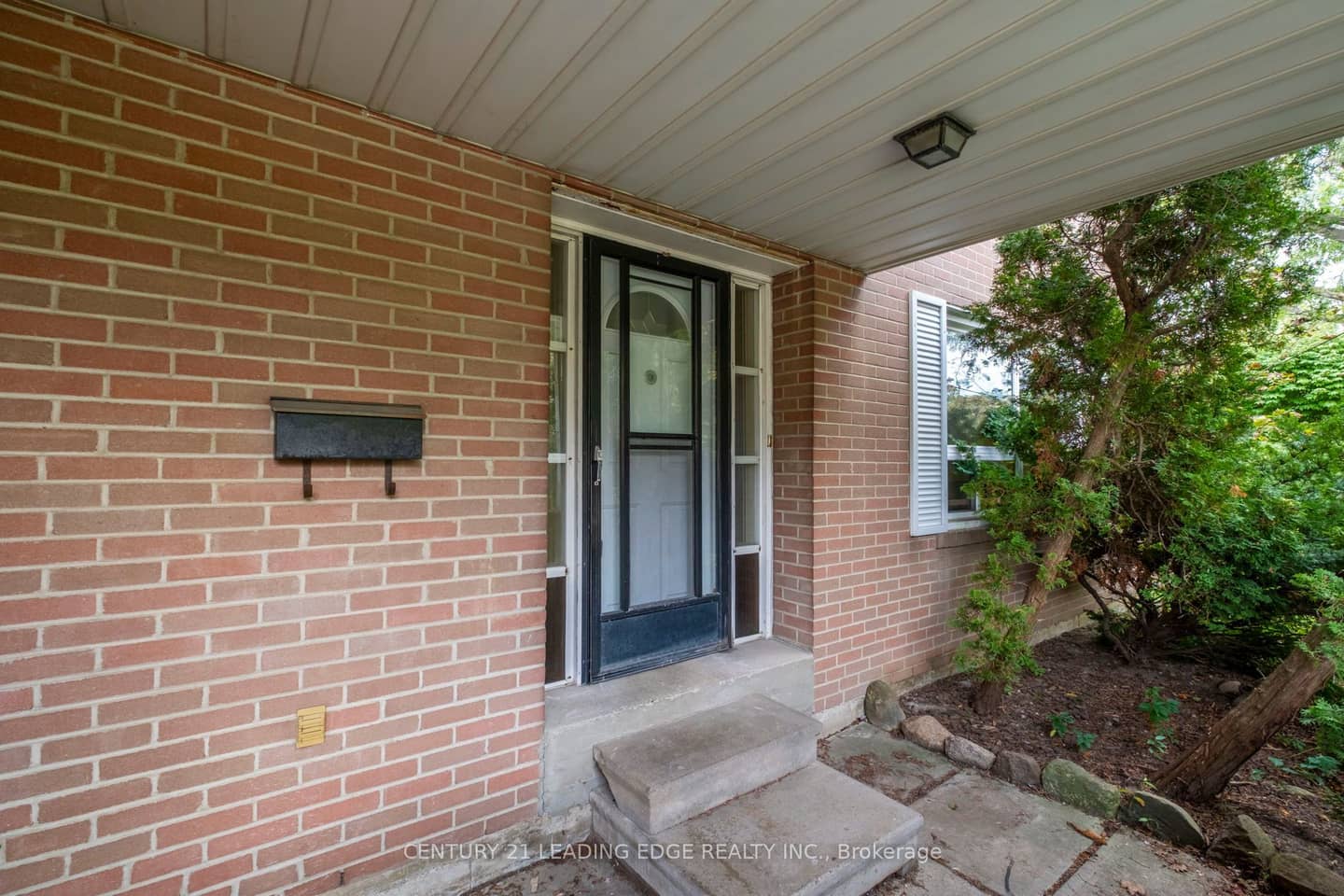 18 Kentish Crescent, Toronto, ON M1S 2Z4
