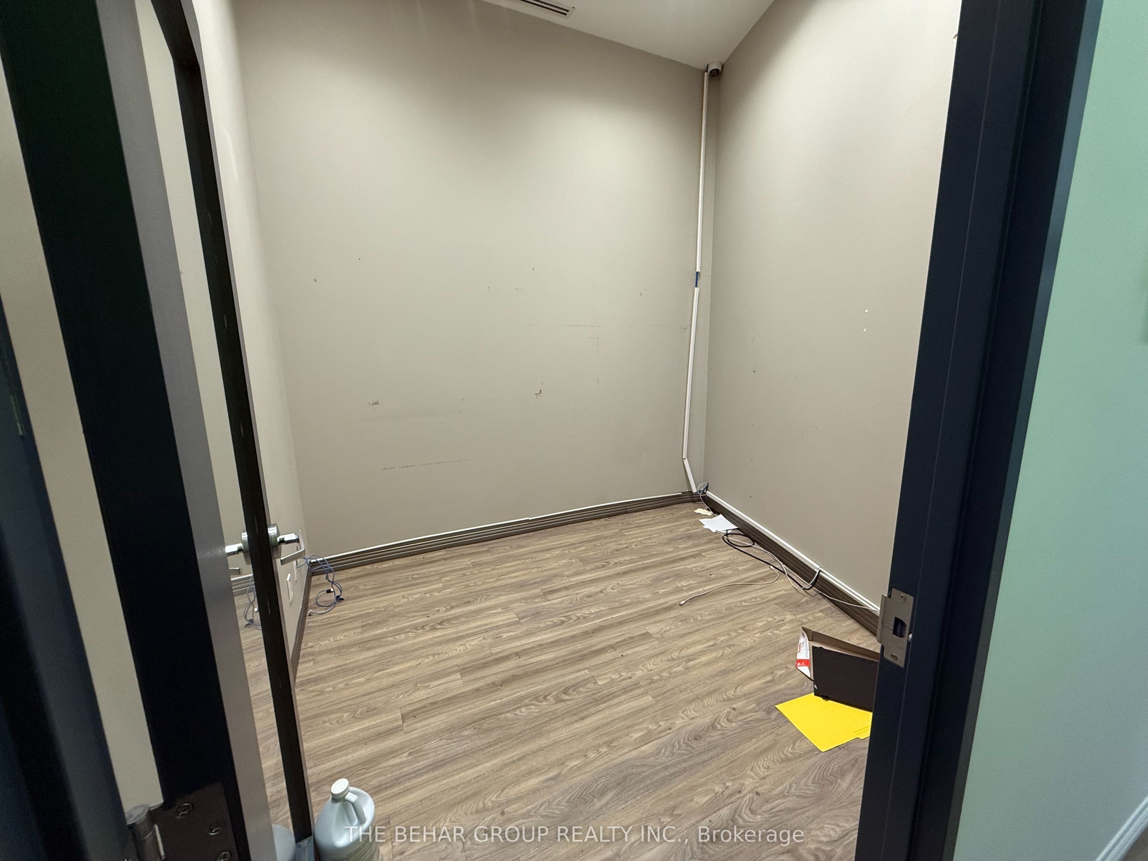 3435 Weston Road, Toronto, ON M9M 0G4