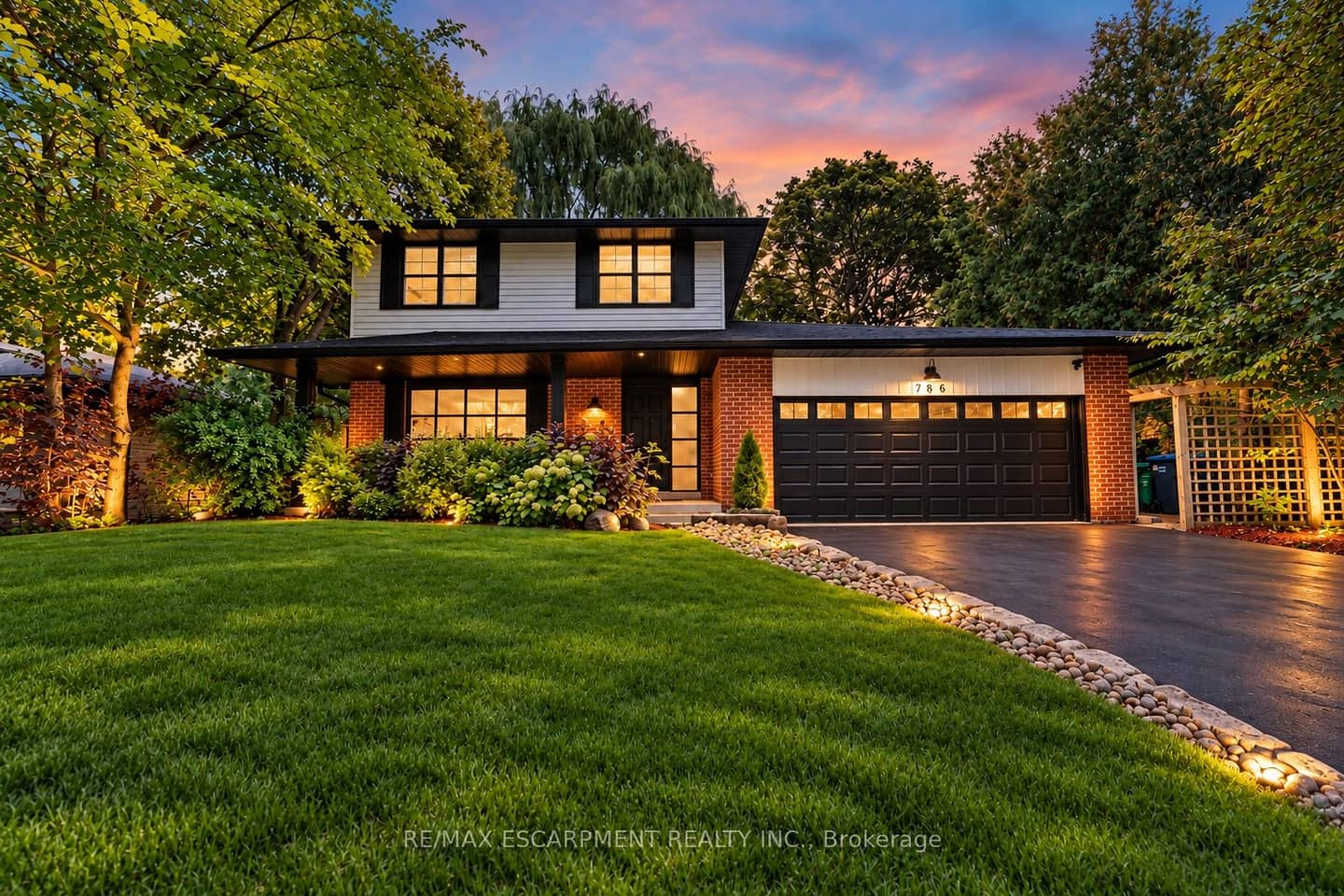 786 Edistel Crescent, Mississauga, ON L5H 1T4