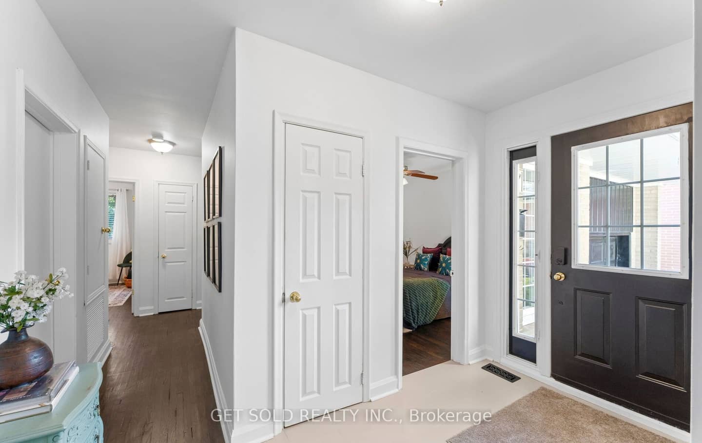 7 Watercliffe Road, Toronto, ON M9W 4E5