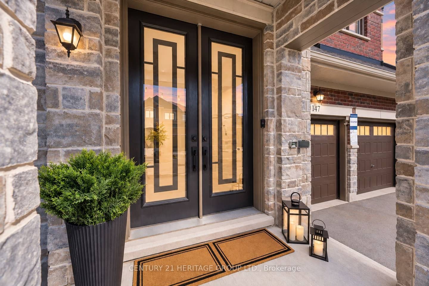 147 Meadow Vista Crescent, East Gwillimbury, ON L9N 0T5