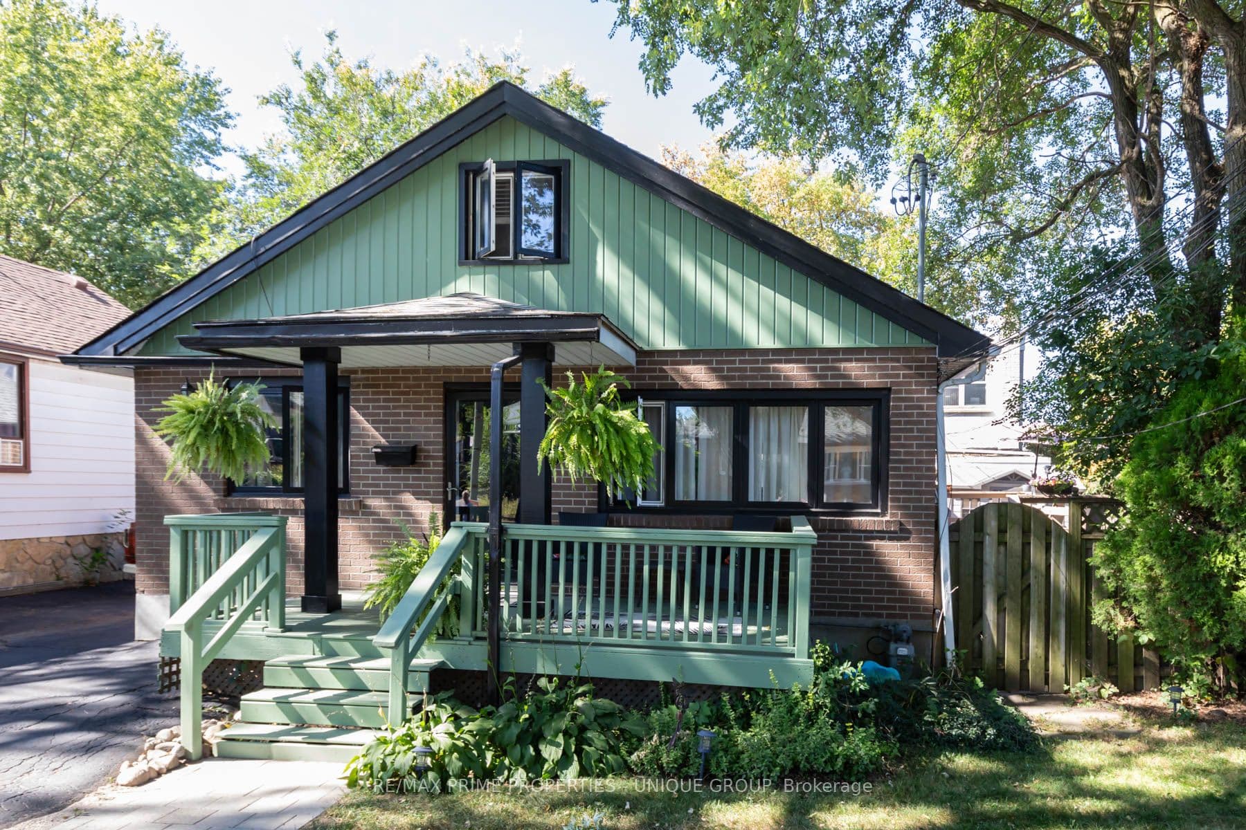 40 Jeavons Avenue, Toronto, ON M1K 1S8
