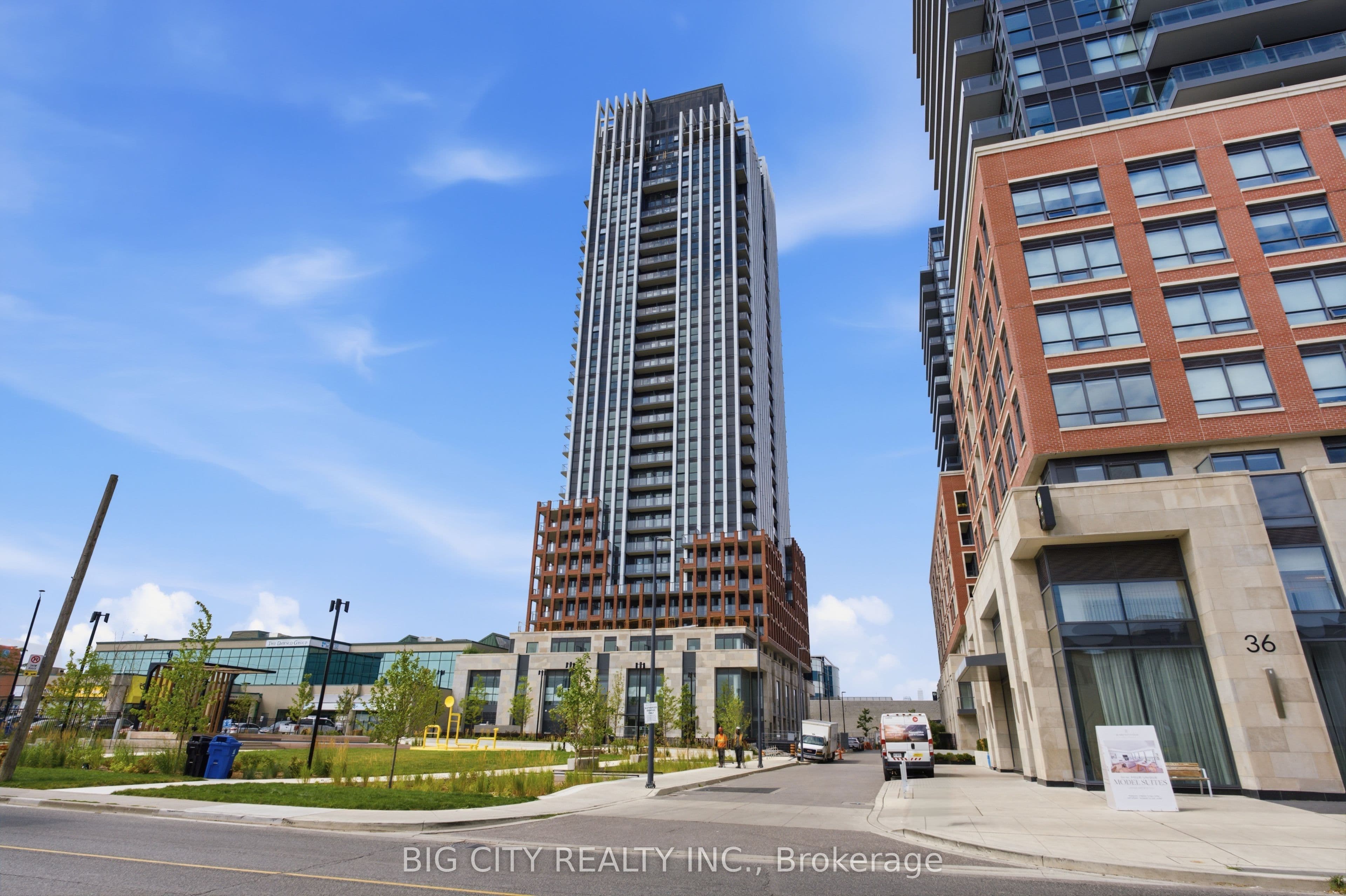25 Frederick Todd Way 707, Toronto, ON M4G 0C9