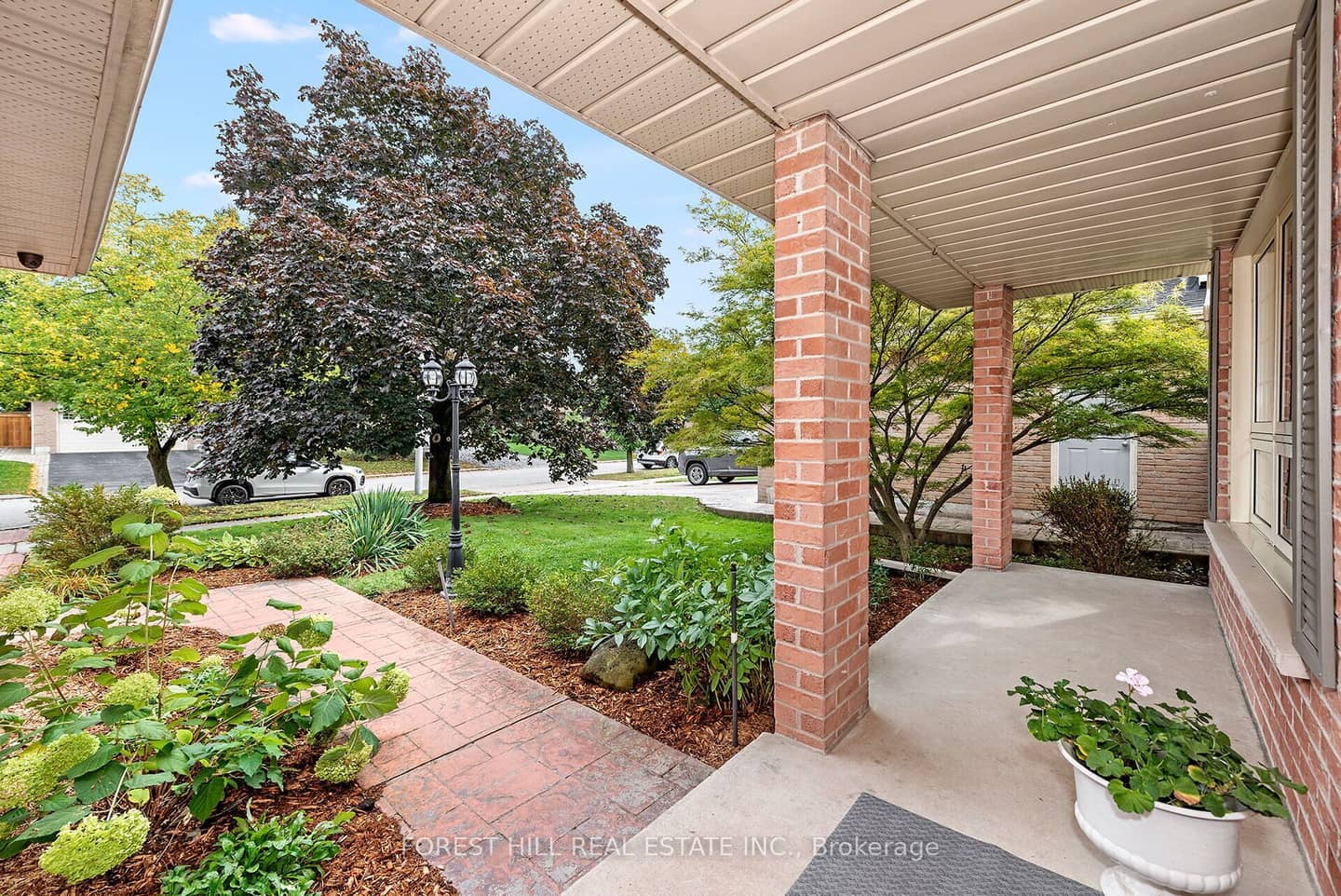 256 Randall Crescent, Milton, ON L9T 4X7