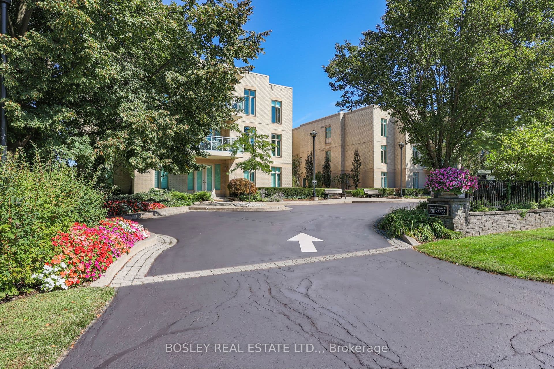 215 Ricardo Street 209, Niagara-on-the-Lake, ON L0S 1J0