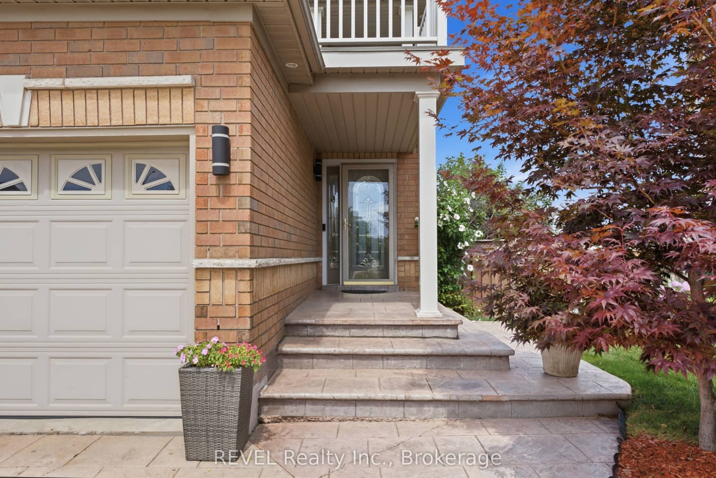 20 Hayloft Court, Brampton, ON L6X 4R7