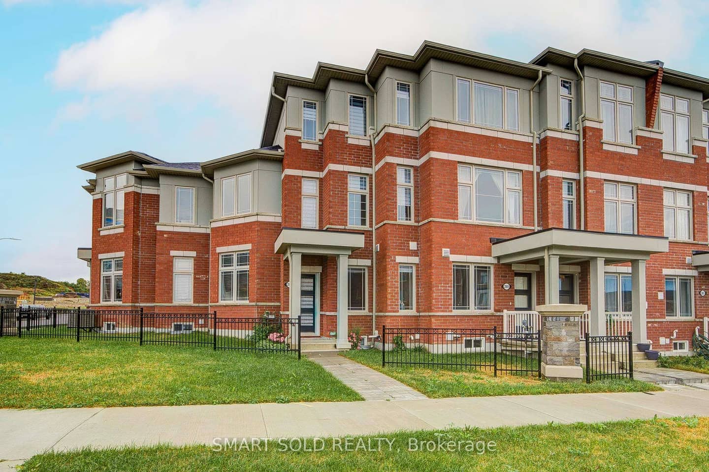 2871 Whites Road, Pickering, ON L1X 0P3