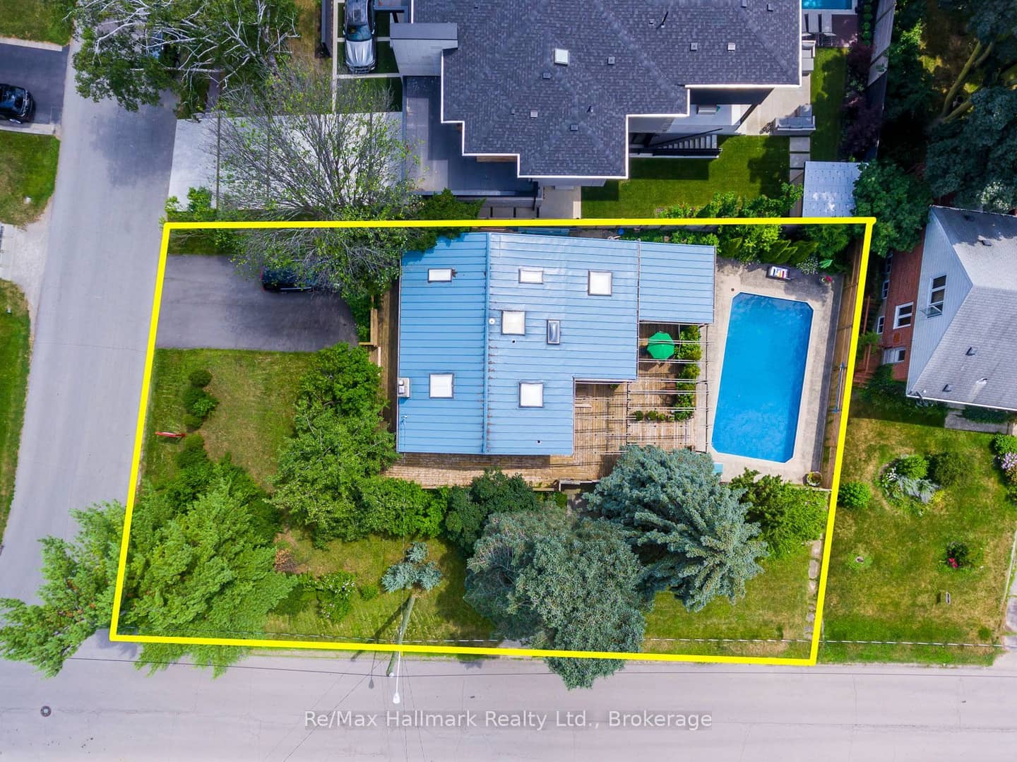 1510 Constance Drive, Oakville, ON L6J 2V2