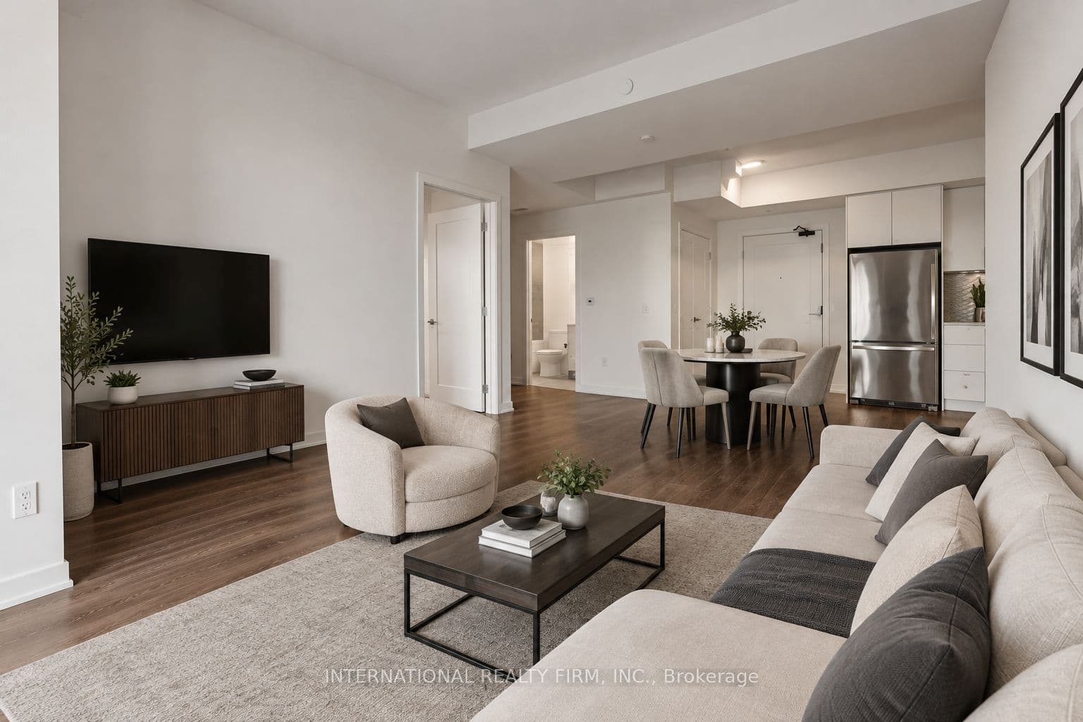 1606 Charles Street 1701, Whitby, ON L1N 0P1
