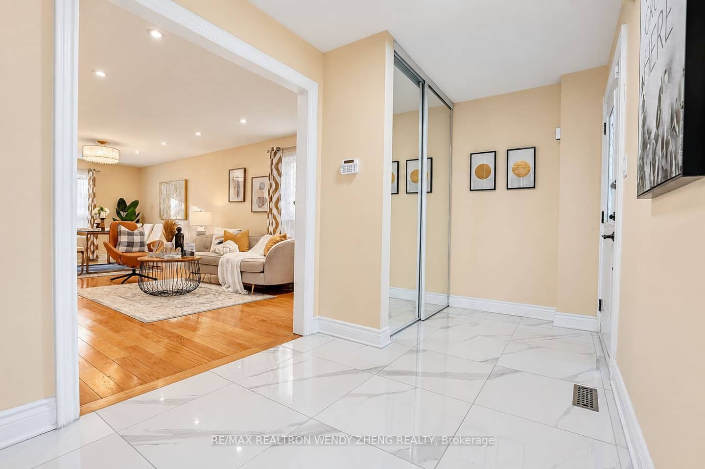 206 Bernard Avenue, Richmond Hill, ON L4S 1E3