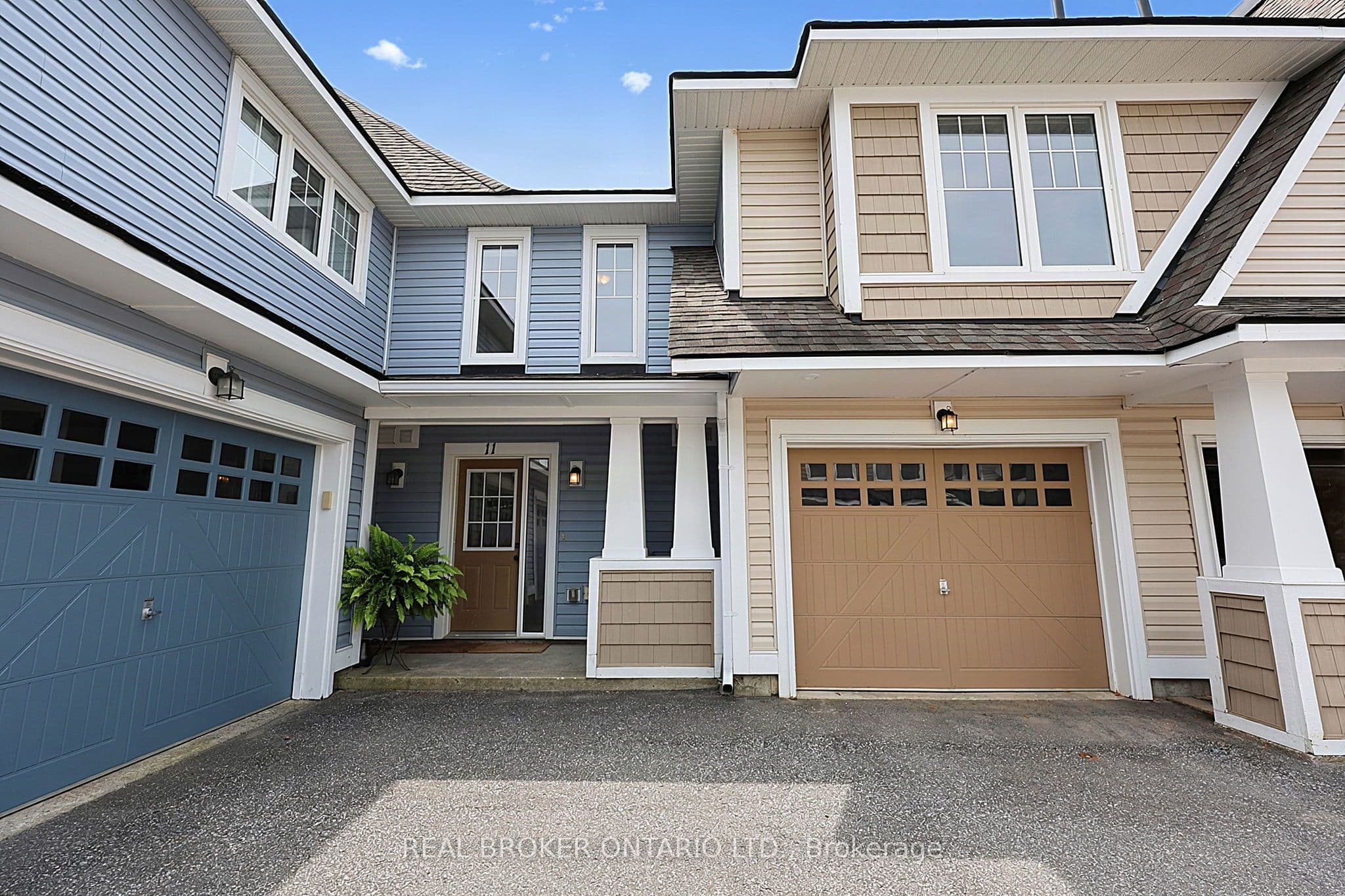 11 Carnoustie Lane, Georgian Bay, ON L0K 1S0