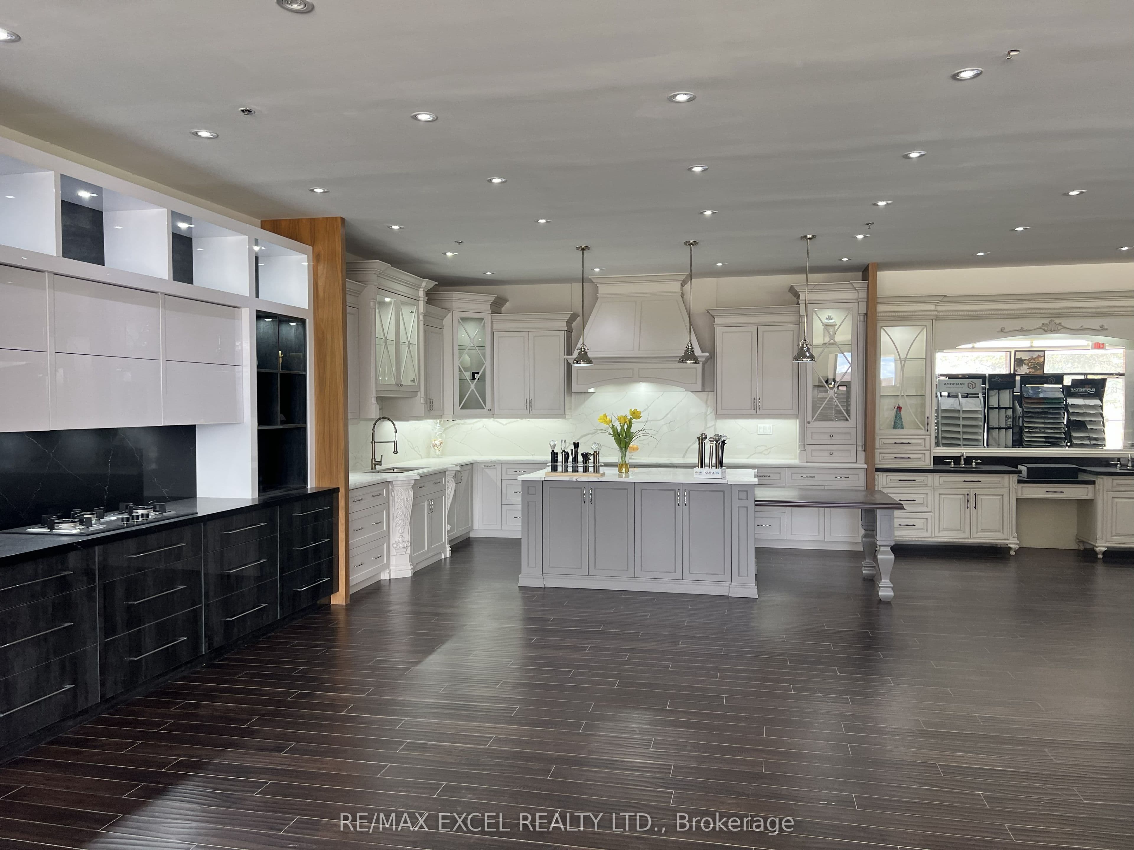 83 Whitmore Road, Vaughan, ON L4L 6E2
